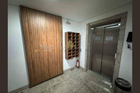 Apartamento à venda com 68m², 2 quartos e sem vaga