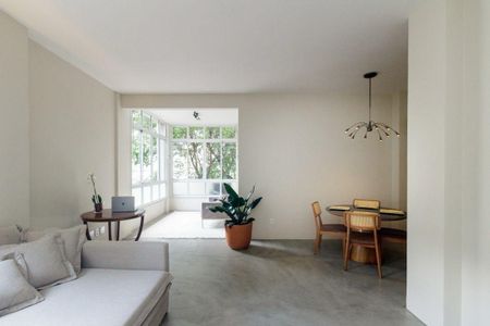Apartamento à venda com 113m², 2 quartos e 1 vaga