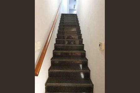 Casa para alugar com 200m², 4 quartos e 2 vagas