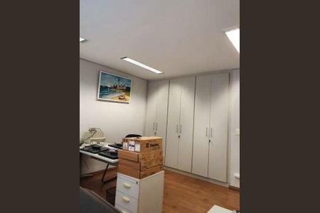 Casa à venda com 4 quartos, 200m² em Parque Jabaquara, São Paulo