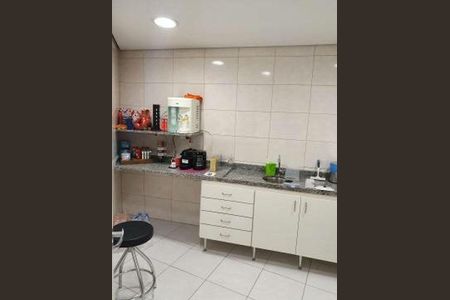Casa para alugar com 200m², 4 quartos e 2 vagas
