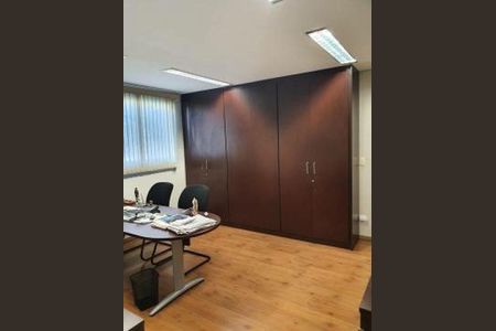 Casa para alugar com 200m², 4 quartos e 2 vagas