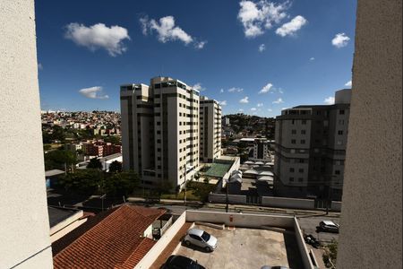 Apartamento para alugar com 110m², 2 quartos e 1 vagaÁrea de Serviço vista