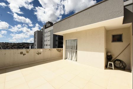 Apartamento para alugar com 110m², 2 quartos e 1 vagaCobertura area externa