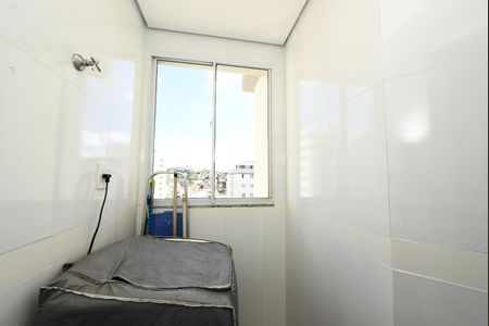 Apartamento para alugar com 110m², 2 quartos e 1 vagaÁrea de Serviço