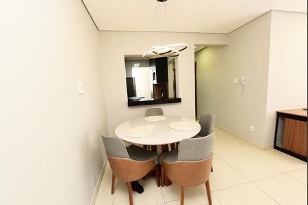 Apartamento para alugar com 110m², 2 quartos e 1 vagaSala