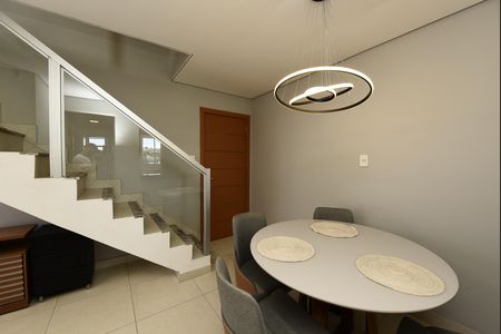 Apartamento para alugar com 110m², 2 quartos e 1 vagaSala
