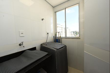 Apartamento para alugar com 110m², 2 quartos e 1 vagaÁrea de Serviço