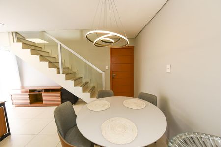 Sala de apartamento para alugar com 2 quartos, 110m² em Miramar (barreiro), Belo Horizonte