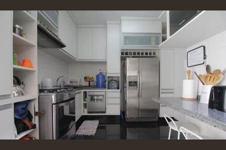 Casa à venda com 3 quartos, 150m² em Jardim Monte Kemel, São Paulo