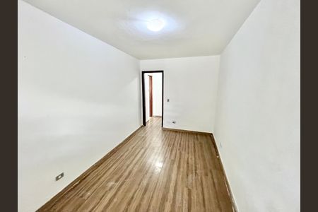 Sala de casa de condomínio para alugar com 2 quartos, 40m² em Vila Espanhola, São Paulo