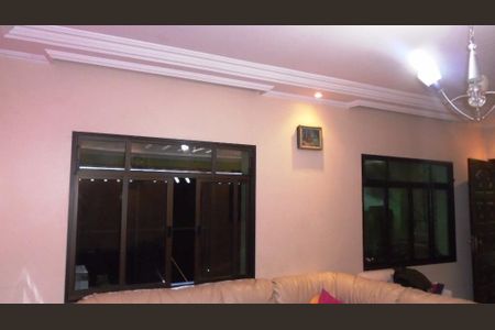 Casa à venda com 3 quartos, 145m² em Parque Novo Mundo, São Paulo