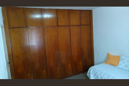 Casa à venda com 264m², 4 quartos e 4 vagas
