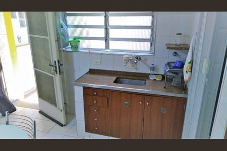 Casa à venda com 264m², 4 quartos e 4 vagas