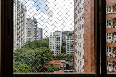 Apartamento à venda com 222m², 3 quartos e 4 vagas