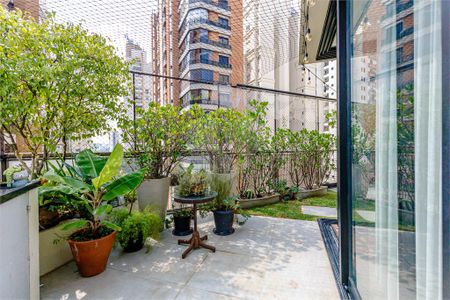Apartamento à venda com 222m², 3 quartos e 4 vagas