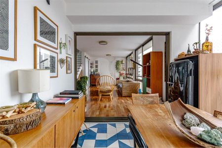 Apartamento à venda com 3 quartos, 222m² em Vila Madalena, São Paulo