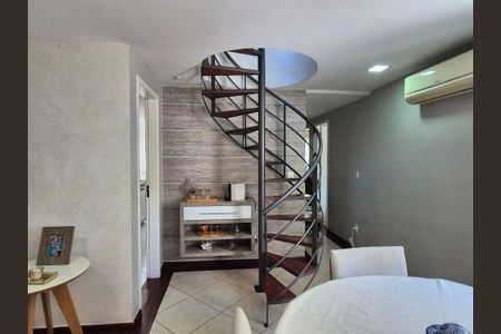 Apartamento à venda com 201m², 4 quartos e 2 vagas