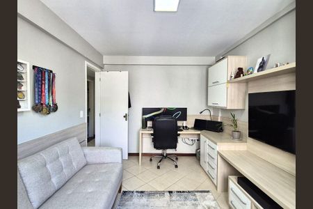Apartamento à venda com 201m², 4 quartos e 2 vagas