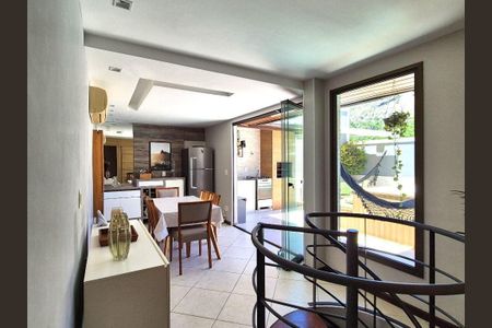 Apartamento à venda com 4 quartos, 201m² em São Francisco, Niterói