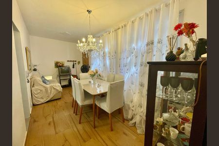 Apartamento à venda com 3 quartos, 80m² em Sagrada Família, Belo Horizonte