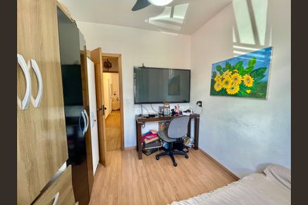 Apartamento à venda com 3 quartos, 80m² em Sagrada Família, Belo Horizonte