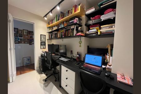 Foto 41 de apartamento à venda com 2 quartos, 75m² em Laranjeiras, Rio de Janeiro