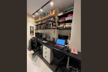 Foto 12 de apartamento à venda com 2 quartos, 75m² em Laranjeiras, Rio de Janeiro