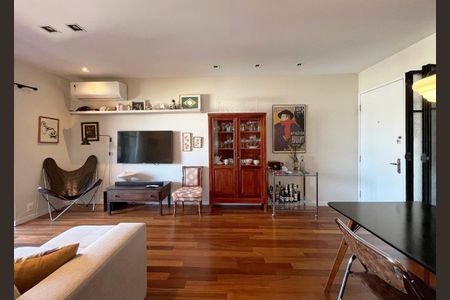 Foto 01 de apartamento à venda com 2 quartos, 75m² em Laranjeiras, Rio de Janeiro