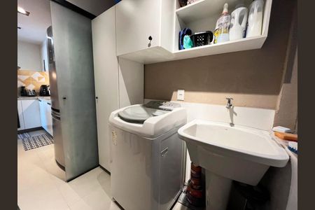 Foto 19 de apartamento à venda com 2 quartos, 75m² em Laranjeiras, Rio de Janeiro