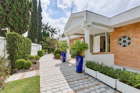 Casa à venda com 600m², 4 quartos e 8 vagas