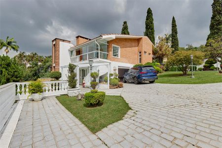 Casa à venda com 600m², 4 quartos e 8 vagas