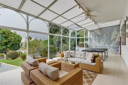 Casa à venda com 600m², 4 quartos e 8 vagas