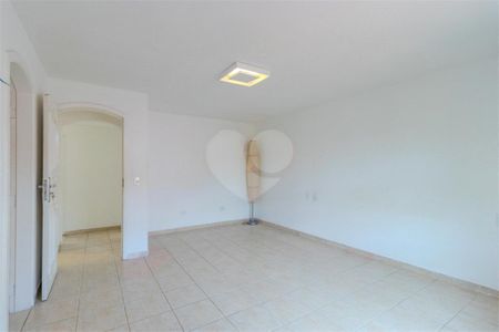 Casa à venda com 3 quartos, 263m² em Brooklin, São Paulo