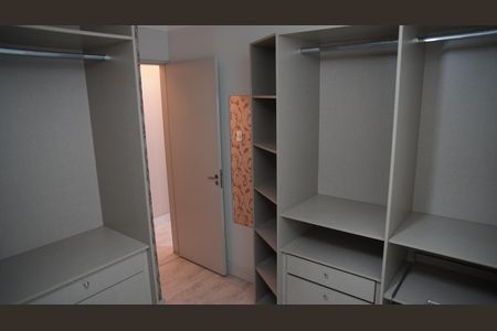 Apartamento à venda com 68m², 3 quartos e 2 vagasQuarto 2