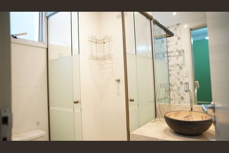 Apartamento à venda com 68m², 3 quartos e 2 vagasBanheiro da Suíte
