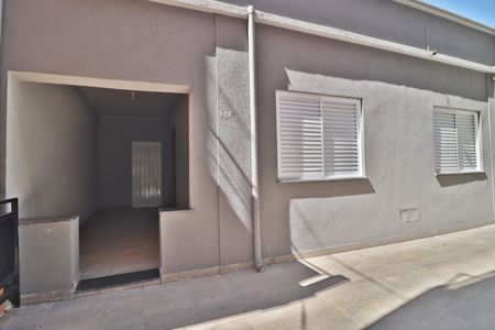 Casa para alugar com 147m², 4 quartos e 1 vagaFachada