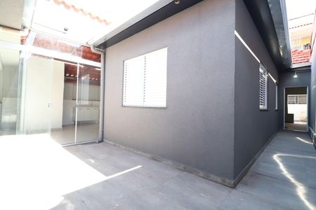 Casa para alugar com 147m², 4 quartos e 1 vagaQuintal