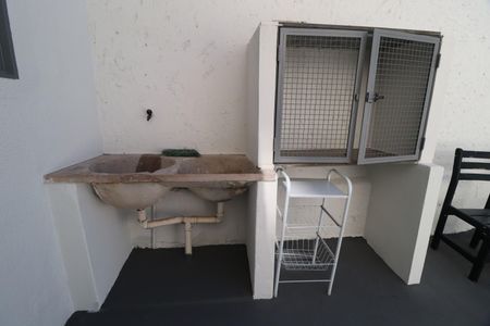 Casa para alugar com 100m², 2 quartos e 2 vagasÁrea de Serviço