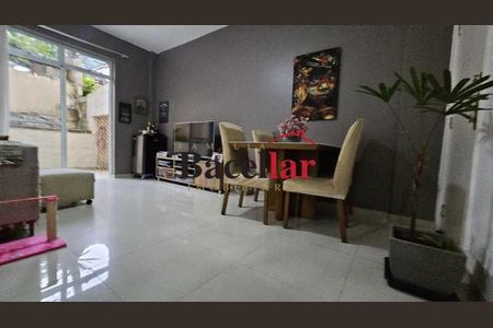Apartamento à venda com 80m², 2 quartos e sem vaga