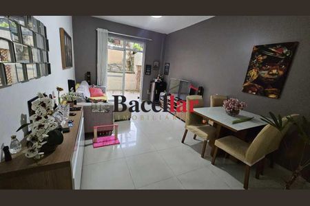 Apartamento à venda com 80m², 2 quartos e sem vaga