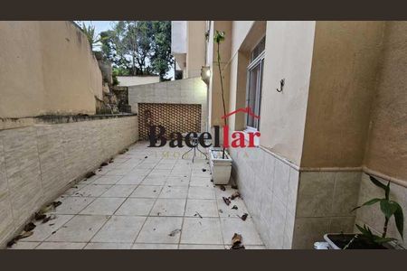 Apartamento à venda com 80m², 2 quartos e sem vaga
