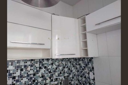 Apartamento à venda com 79m², 2 quartos e sem vaga