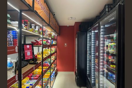 Apartamento para alugar com 27m², 1 quarto e sem vagaMinimercado