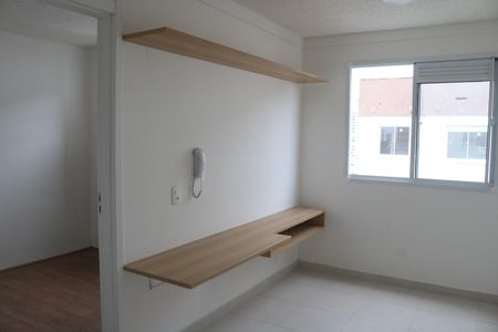 Sala de apartamento para alugar com 1 quarto, 25m² em Parque Industrial Tomas Edson, São Paulo