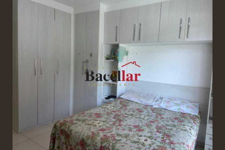 Casa à venda com 2 quartos, 144m² em Vila Valqueire, Rio de Janeiro