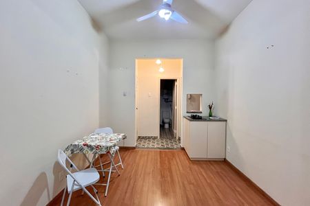 Sala  de apartamento para alugar com 1 quarto, 35m² em Copacabana, Rio de Janeiro