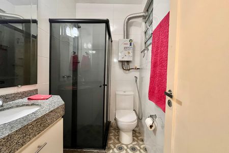 Banheiro  de apartamento para alugar com 1 quarto, 35m² em Copacabana, Rio de Janeiro