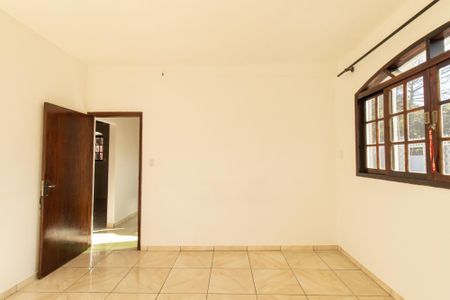 Quarto 1 de casa para alugar com 2 quartos, 55m² em Guabirotuba, Curitiba