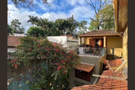 Casa de Condomínio à venda com 5 quartos, 117m² em Vila Elvira, São Paulo